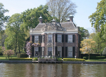Varen met een advocaatje op de vecht