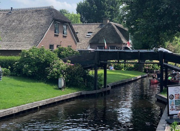 Pittoresk Giethoorn
