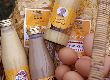 De kip &  het ei bij de Aalshof