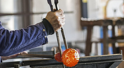 Glas blazen in kristalstad Leerdam