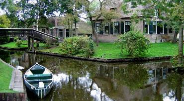 Pittoresk Giethoorn